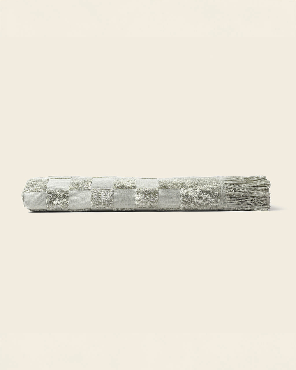 http://www.bando.com/cdn/shop/files/bando-3p-happy-place-plush-checkered-bath-towel-sage-03.jpg?v=1689880888