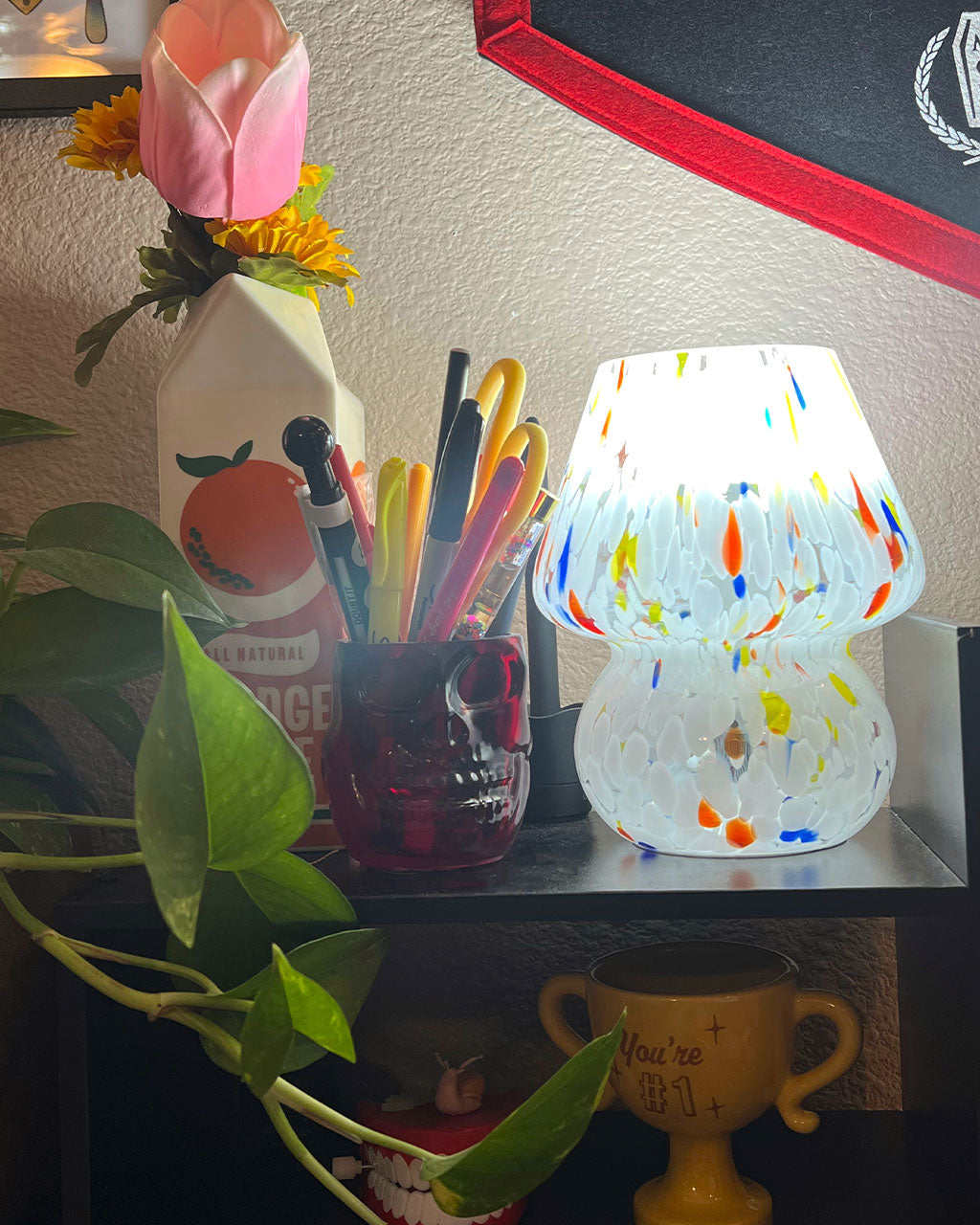 Mini confetti mushroom table lamp