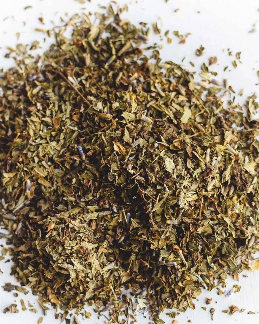 up close of mint and lavender loose leaf tea