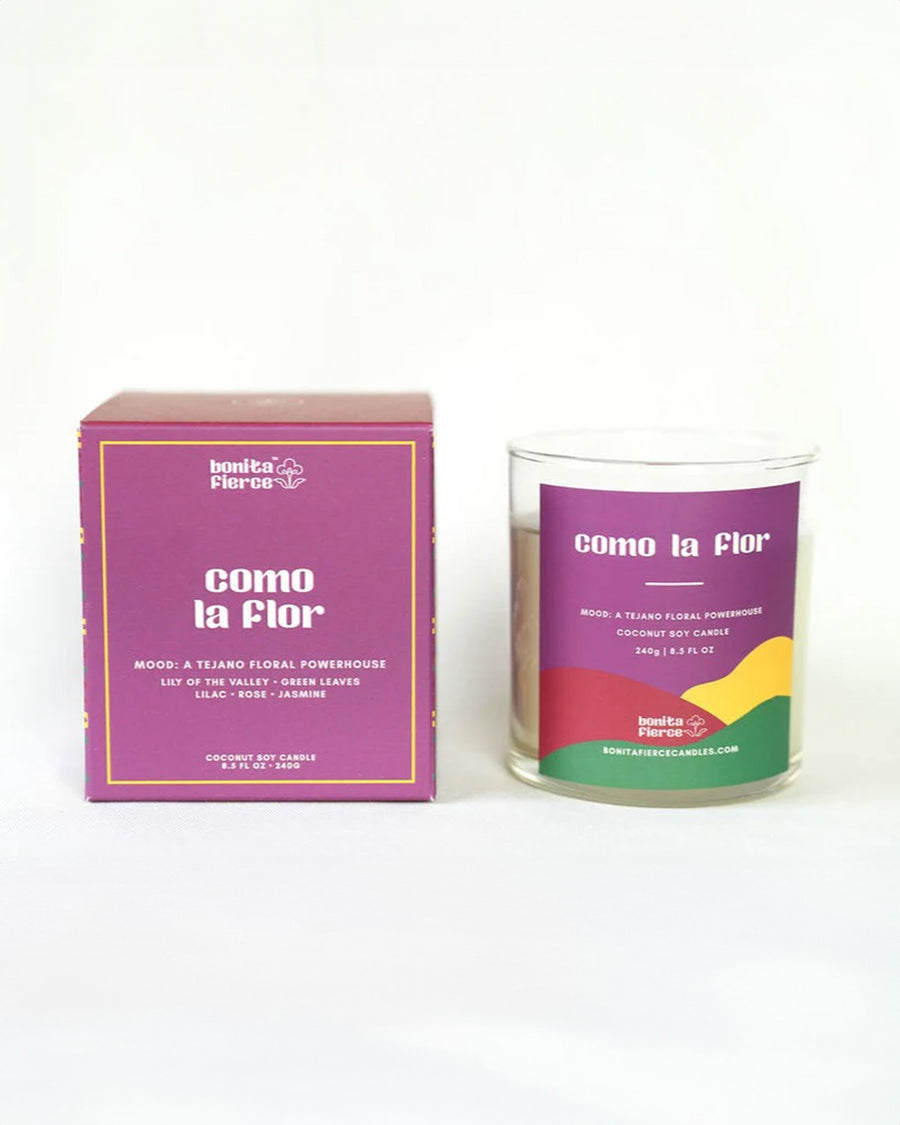 como la flor 8.5 oz candle and box