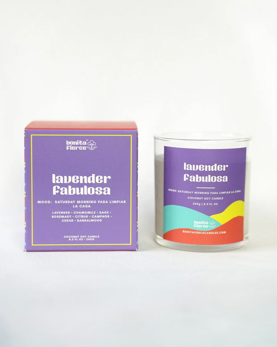 lavender scented 8.5 oz soy candle and box