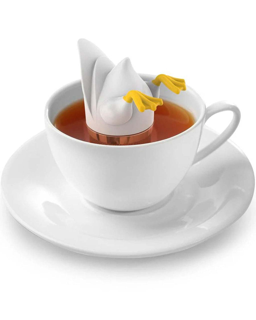 white duck butt tea infuser in a cup of tea