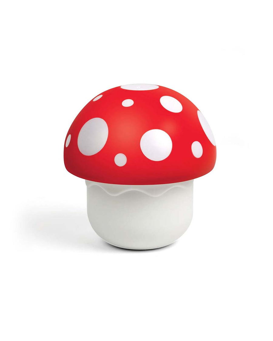 red mushroom measuring cups