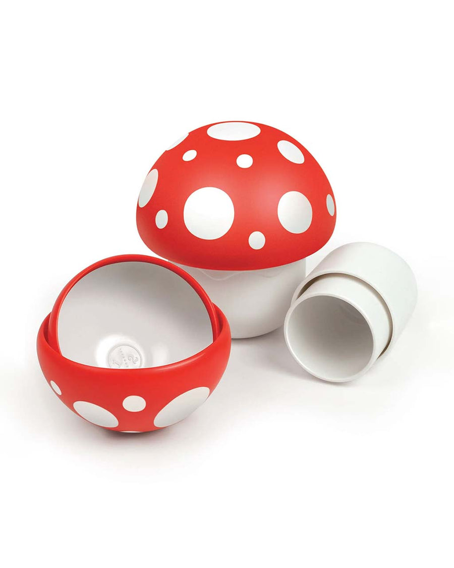 separated red mushroom measuring cups