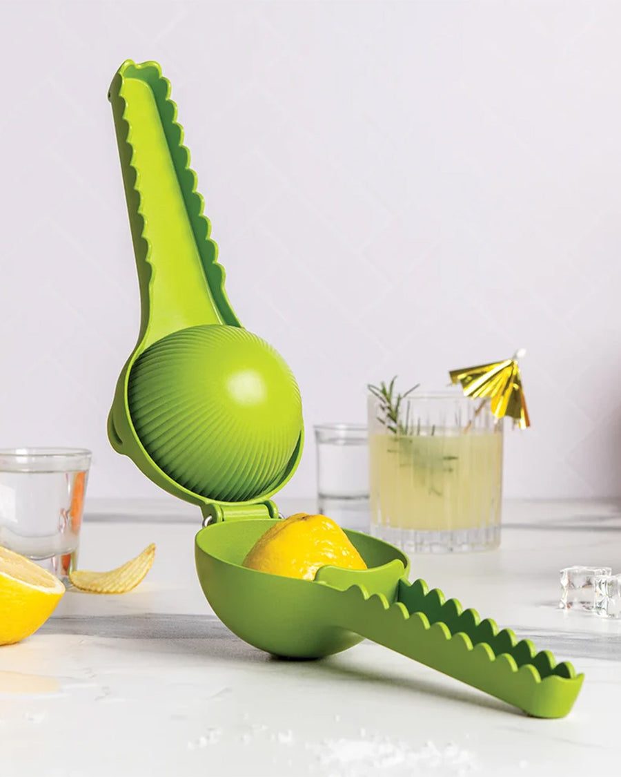 alligator citrus squeezer with lemon inside