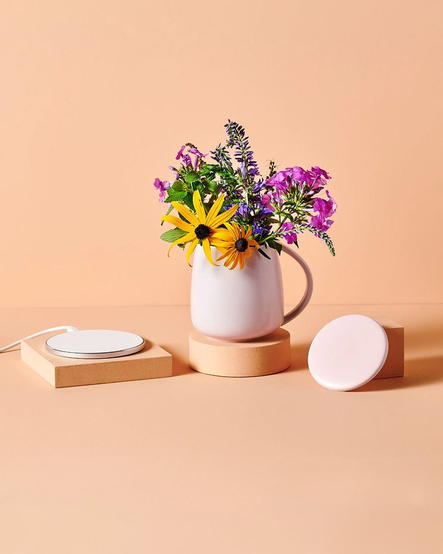 grey lilac smart heated mug set with heat plate with flowers inside