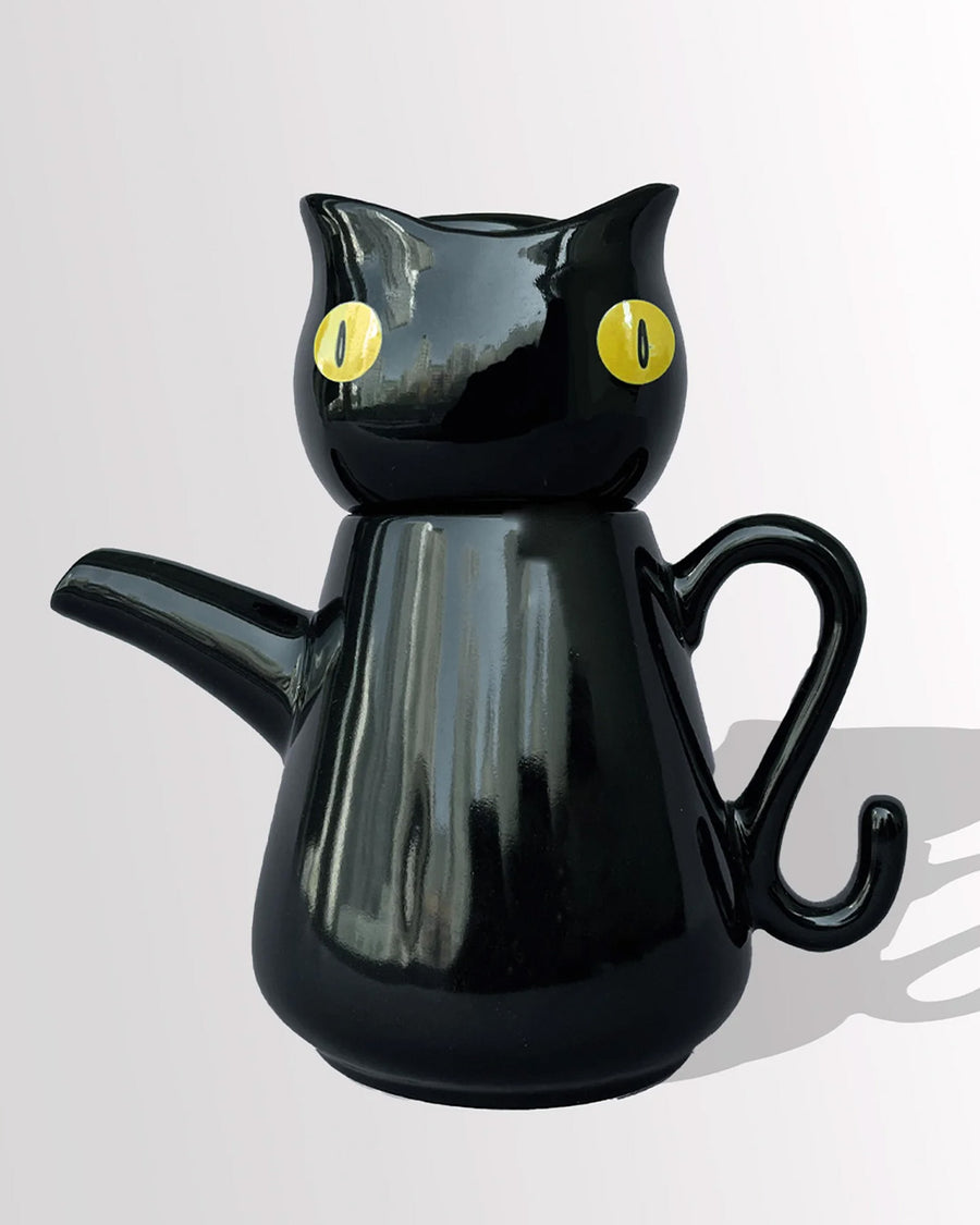 black cat tea kettle and cup with removable lid