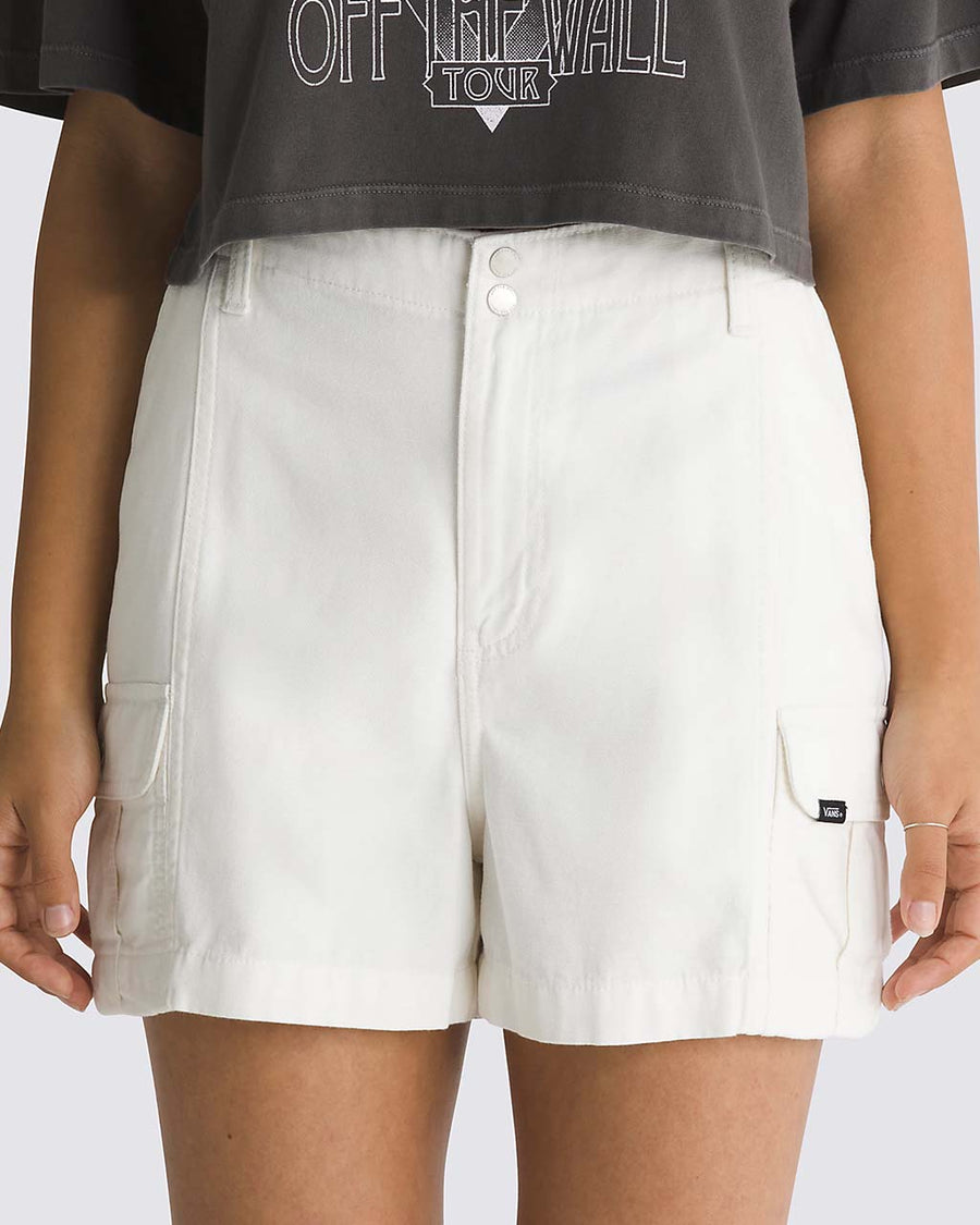 up close of model wearing white 3.5 inch inseam cargo shorts 