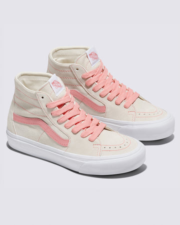 sand sk8-hi tapered sneakers with pink laces and trim