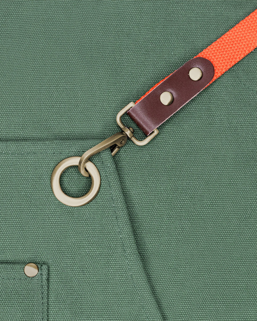 up close of metal clasp